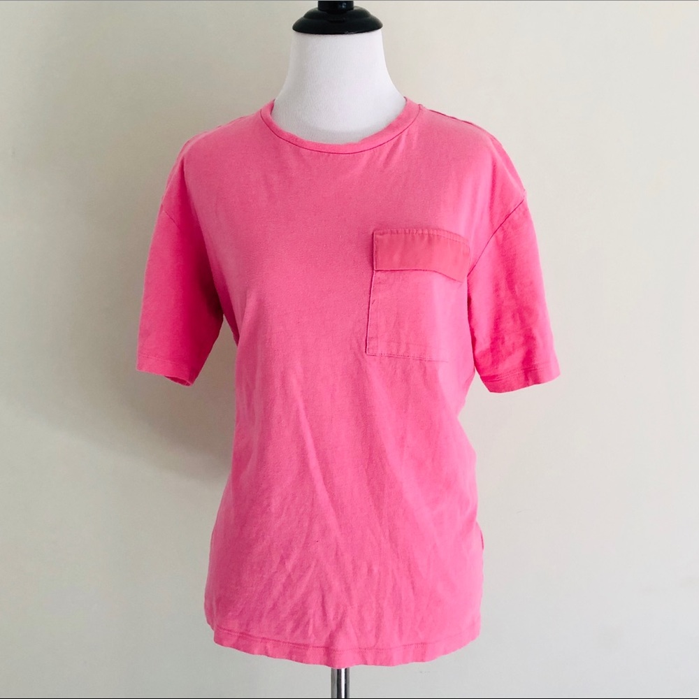🧨 4/$25 Pink T-shirt w / Single Front Pocket